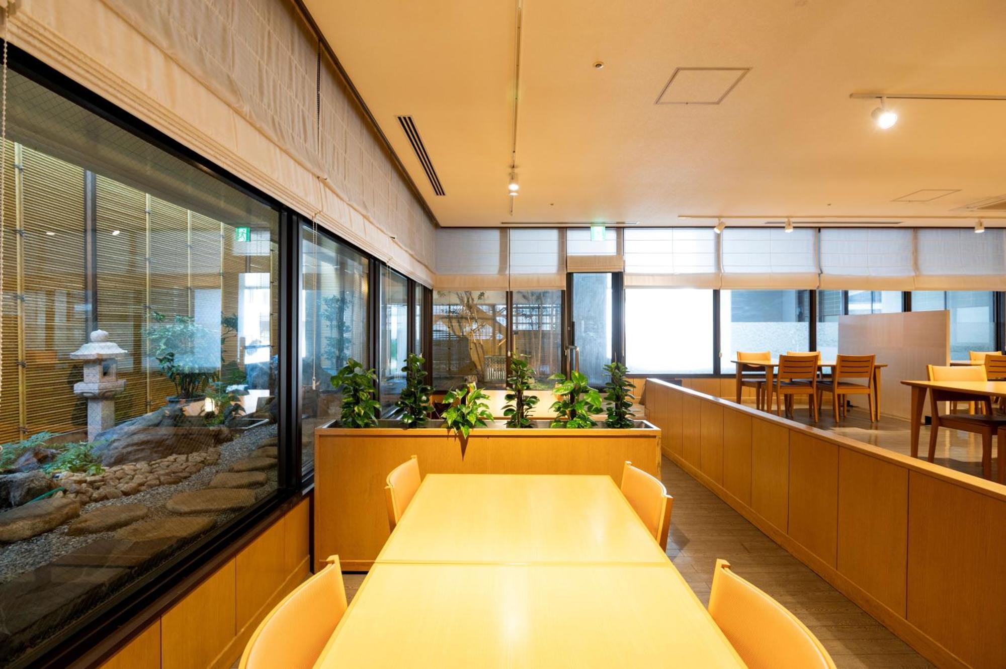 Onomichi Kokusai Hotel Buitenkant foto