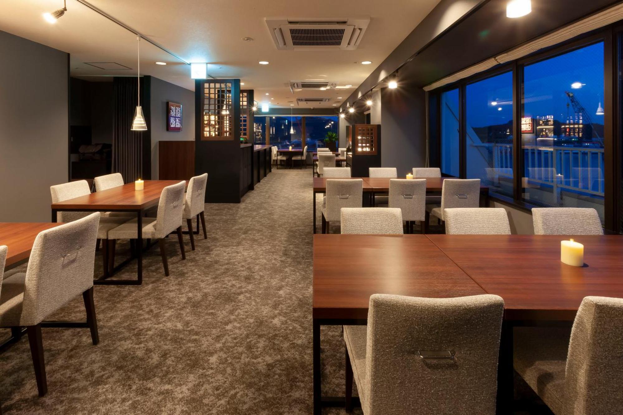 Onomichi Kokusai Hotel Buitenkant foto